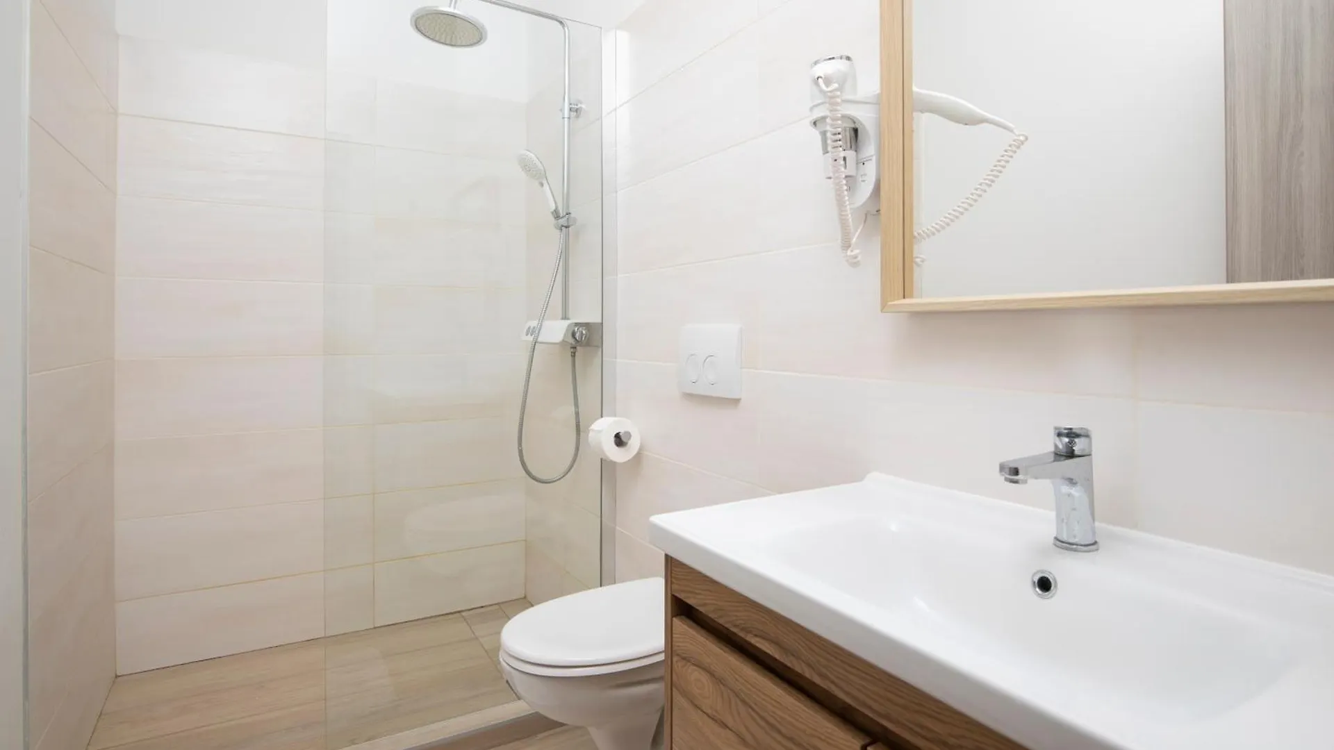 Apartmant & Rooms Villa Rosa Medulin Pomer 4*,  Chorwacja